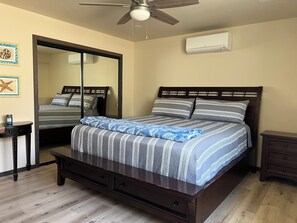 1 dormitorio, tabla de planchar con plancha, wifi y ropa de cama