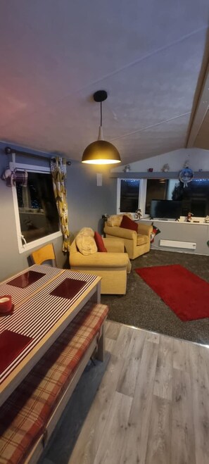Interior - -garden-parking-nearcoast Springs 77 (Skegness)