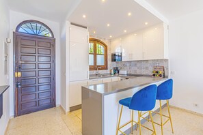 Fridge, microwave, dishwasher, coffee/tea maker - casa castillo  - Two Bedroom Apartment, Sleeps 4 (Nerja)