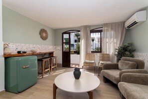 Living area - casa castillo  - Three Bedroom Apartment, Sleeps 6 (Nerja)