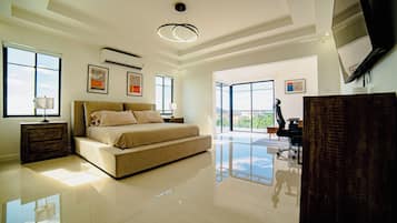 5 dormitorios, tabla de planchar con plancha, wifi y ropa de cama