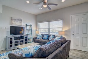 Smart TV - Afterdune Delight ~ Swimming Pool, Beach Access & Playground! (Port Aransas)