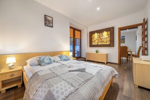 Apartment, 2 Bedrooms | 2 bedrooms, iron/ironing board, free WiFi - RentPlanet - Strzelców Podhalańskich (Koscielisko)