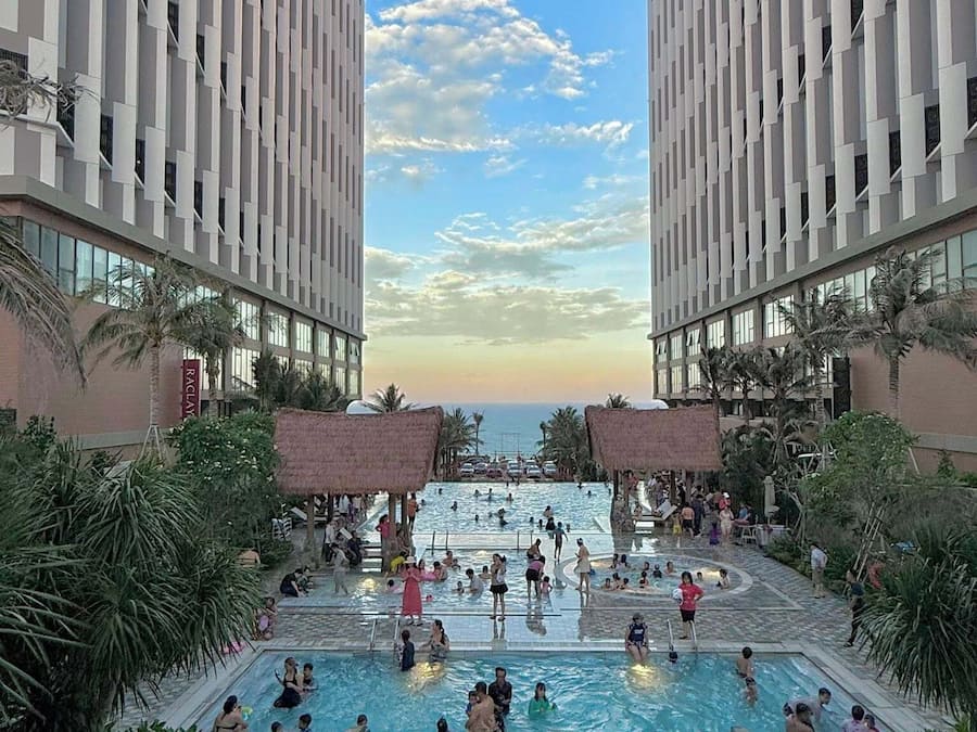 Children's play area - outdoor