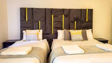 4 Schlafzimmer, Bügeleisen/Bügelbrett, WLAN, Bettwäsche