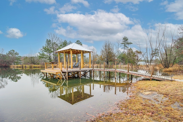 Fort Payne Vacation Rental | 3BR | 1BA | 5 Steps Required | 1,100 Sq Ft