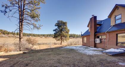 Mtn View: Cozy Couple's Retreat in Bayfield!