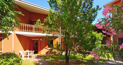 Ferienwohnung mit Internet, Pool und Terrasse