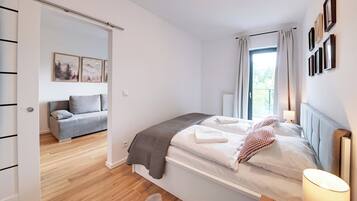 1 bedroom, iron/ironing board, WiFi (free)