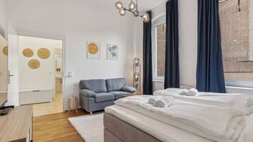 1 slaapkamer, een strijkplank/strijkijzer, reisbedje, wifi
