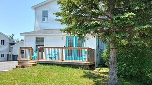 Unclassified image, 3 of 20, button - Spacious Beachside Chalet is just minutes walk to Parlee Beach (Pointe-du-Chêne)