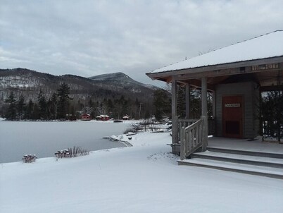 Cabin 2 - Unit 4 at Blue Mountain Rest sleeps 6
