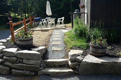 Cabin 2 - Unit 3 sleeps 5 people