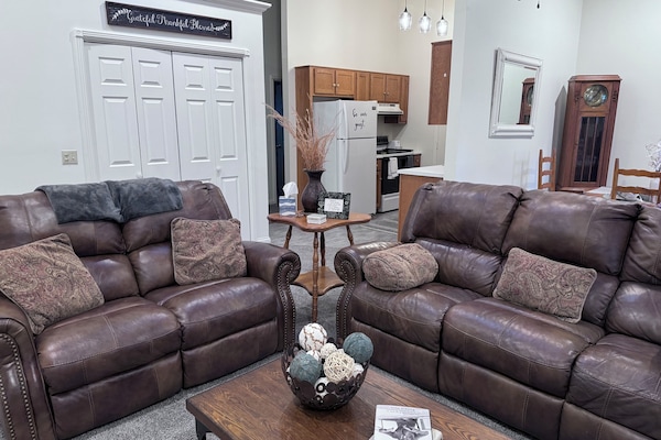 Smart-TV, videospill, bordtennis og bøker