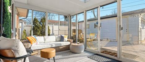 Smart TV, fireplace, books