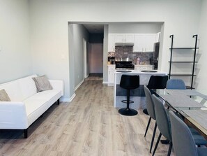 Dining - Modern Family Getaway to NYC (Passaic)