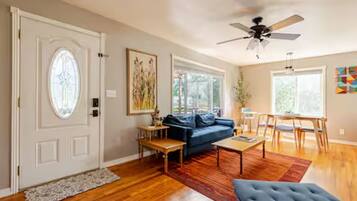 Älytelevisio, kirjoja