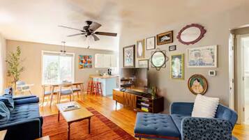 Älytelevisio, kirjoja