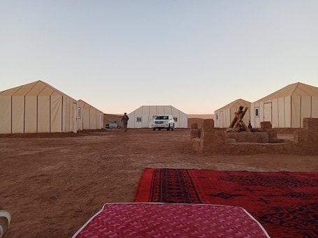 Front of property. BIVOUAC CÔTE-IRIKI