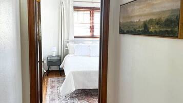 4 Schlafzimmer, Bügeleisen/Bügelbrett, WLAN