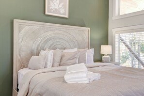 7 bedrooms, iron/ironing board, travel cot, free WiFi