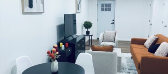 Charming Basement Gateway 10mins from BWI airport and Arundel Mills Mall