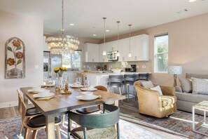 Interior - Casa do Sol by Avantstay Rooftop Deck w/ Ocean Views 2 Blocks to Beach! (Pismo Beach)