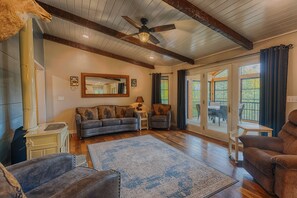 TV connectée, cheminée