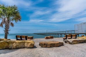 Exterior - Home Lounge and Arcade Close to Beach and Marina (Galveston)