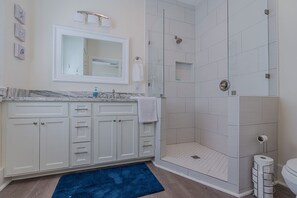 House | Bathroom