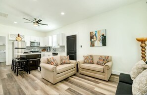 House | 3 bedrooms - Have fun Relax and Stay Close to the Beach (Galveston)