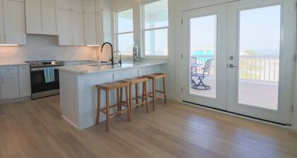 Unforgettable Vacation Getaway in Treasure Island