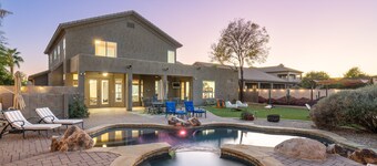 Sauna, fitness room, Hot Tub!