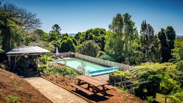 Utomhuspool