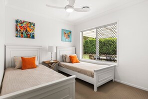 3 多间卧室、熨斗/熨衣板、WiFi、床单