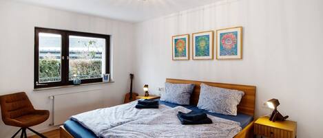 1 bedroom, iron/ironing board, free WiFi, bed sheets