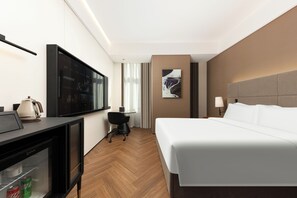 Business Double Room, 1 Queen Bed, Private Bathroom, City View - SHENZHENWANXIANGQINGHUAJIUDIAN (Shenzhen)