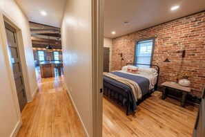 2 chambres, fer et planche Ă repasser, Wi-Fi gratuit, draps fournis