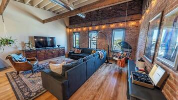 Télévision, espaces bureaux