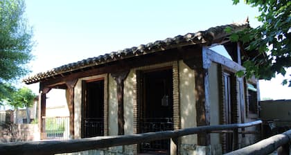 Cottage 'La Morada Del Molinero' with Private Garden and Wi-Fi