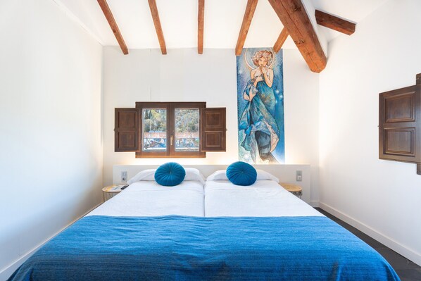 1 bedroom, free WiFi, bed sheets