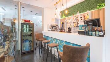 Bar (in der Unterkunft)