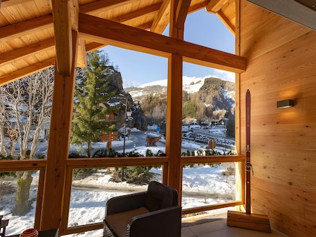 Property grounds. Apartment 'Strato 12' with Mountain View, Private Terrace and Wi-Fi