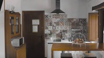 Mikroaaltouuni, astianpesukone