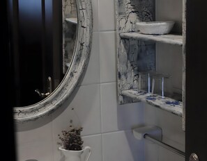 Douche, serviettes fournies