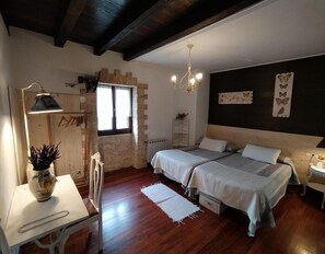 1 chambre, Wi-Fi gratuit, draps fournis