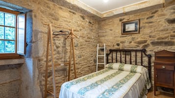 5 dormitoris, wifi gratuïta i roba de llit