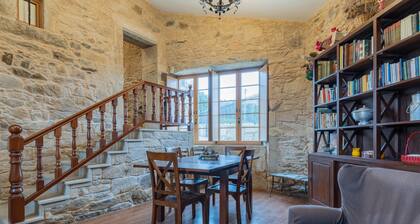 Country House 'Arijón' with Sea View, Private Pool and Wi-Fi