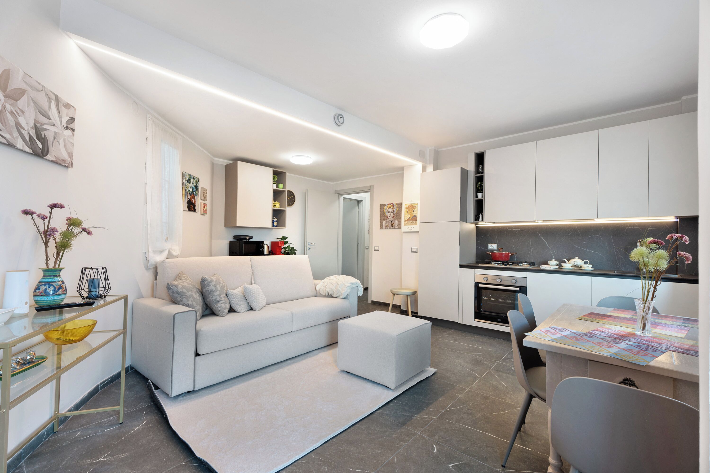 Fernseher, Stereoanlage