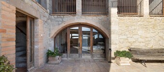 Country House 'Cal Cirera' with Mountain View, Wi-Fi and Air Conditioning